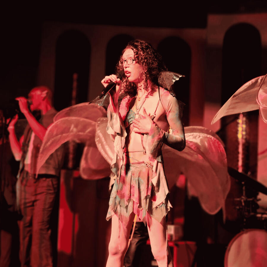 The Peppermint Club performance_lunaLUNA